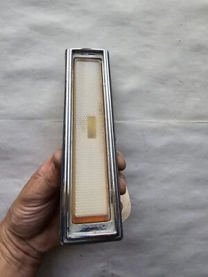 Conjunto de lámpara marcadora Buick Electra 225 1970 lado del pasajero Wildcat  Foto 1 de 4