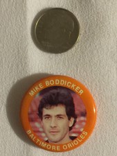 MIKE BODDICKER 1984 Fun Foods Baseball Button - Baltimore Orioles