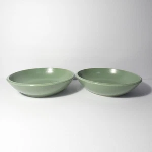 Ensaladera sopa verde Calvin Klein Cargo The Khaki Collection 8 5/8" - Juego de 2 - Imagen 1 de 13