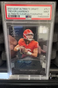 2021 Leaf Ultimate Draft - Ultimate Clear Autographs Trevor Lawrence RC TL1 /30 - Picture 1 of 4