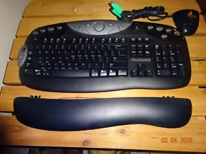 Logitec Wireless Keyboard, Mouse, Receiver - Y-RJ20 - Brand New, No Box - Picture 1 of 19