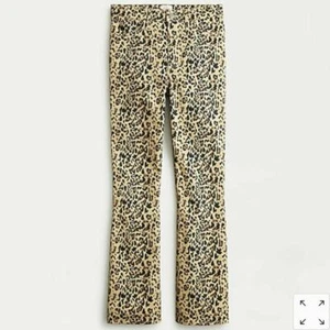 NWT J CREW WOMENS High Rise CROP PANTs LEOPARD PRINT Size 30 AJ540 $110 - Picture 1 of 3