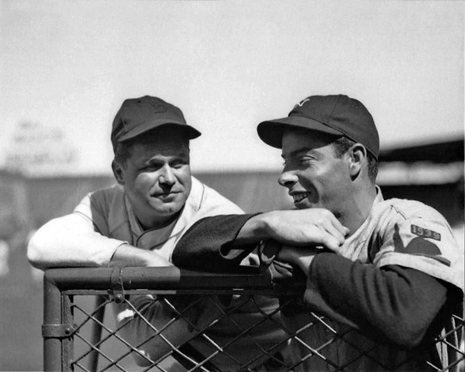 1939 New York Yankees Joe Dimaggio Medias Rojas de Boston Jimmie Foxx foto brillante 8x10 Foto 1 de 1