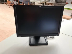 HP 19 Inch Monitor LE1901w - Picture 1 of 6