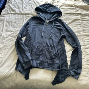 Oneill Hoodie Womens Small Blue Pullover Standard Fit Beach Wear Full Zip - Picture 1 of 8