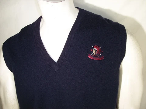 Bobby Jones Italy Medium Navy Wool V-neck Sweater/Vest Shinnecock Hills Logo Cover
