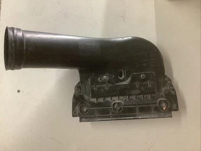 2009-2010 Hyundai Sonata 2.4L Air Intake Duct - Image 1 of 4