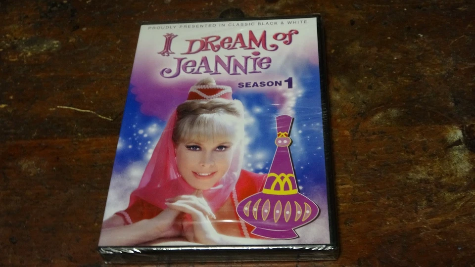 I DREAM OF JEANIE - The Complete First Season (DVD) Black & White - Image 1 of 2