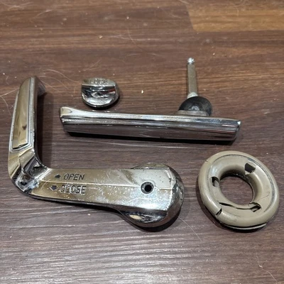 Conjunto de manija de puerta corredera Chevrolet G10 G20 G30 Van GMC Vandura 71-95 Foto 1 de 4