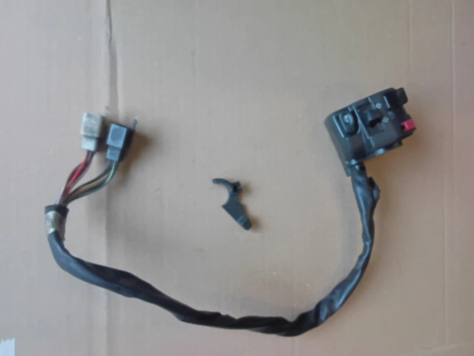 XJ600S Lenkerschalter links  RJ01 - Bild 1 von 4