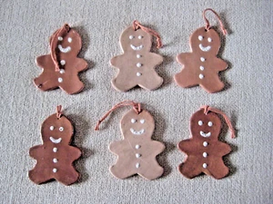 6 Lebkuchen Keramik Christbaumschmuck 3" x 2" - Bild 1 von 7