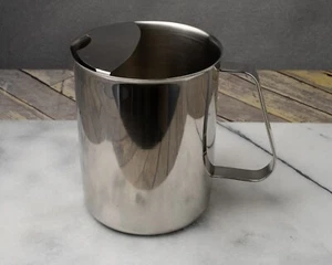 VOLLRATH Stainless Steel Restaurant Pitcher 2 Quart #81120 Ice Guard and Handle - Picture 1 of 10