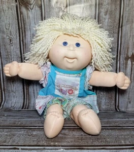 Vintage Cabbage Patch Preschool kids Babies by Hasbro 14" Blonde Hair (N2) - Bild 1 von 10