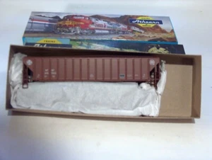 HO Athearn ATSF Santa Fe 54' Covered Hopper 315552 kit # 6120 NIB - Picture 1 of 3