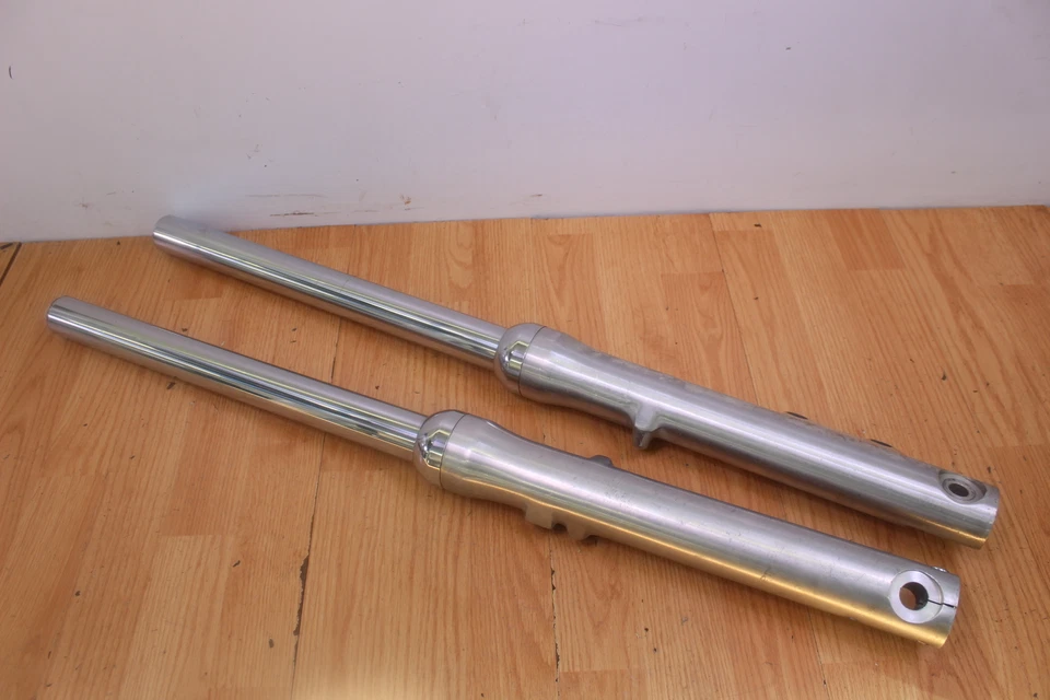 99 KAWASAKI VULCAN 1500 VN1500 horquillas delanteras suspensión amortiguadora Foto 1 de 4