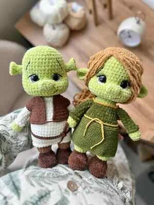 Bambole all'uncinetto Shrek & Fiona | Giocattoli Amigurumi fatti a mano | Regalo fan del cinema - Foto 1 di 8