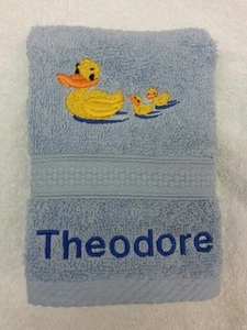 PAÑO FACIAL PATO PERSONALIZADO NOMBRE REGALO NAVIDAD FRANELA BORDADO! - Imagen 1 de 1