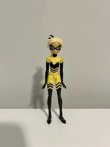 Figura de acción Miraculous Queen Bee 5" Super Posable Playmates Zag Toys - Imagen 1 de 2