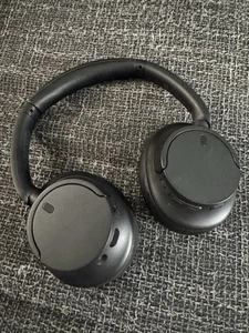Sony WH-CH720N Wireless Noise Cancelling Over-Ear Headphones - Black - Picture 1 of 2
