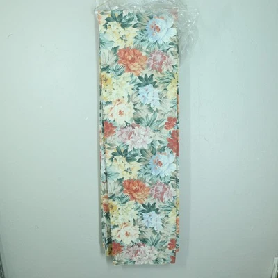 经典花卉桌布花束多色夏季小屋亚麻混纺110X60 — 第 1/4 张图片