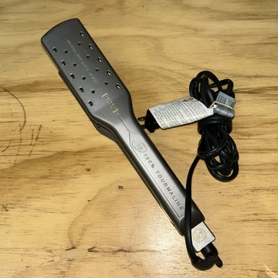 T3 Tourmaline Wet Dry Professional Ionic 1.75” Ceramic Styling Flat Iron 83922 - Image 1 of 4