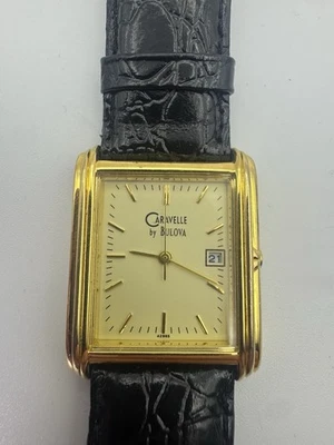 Reloj de Vestir Caravelle by Bulova Cuarzo Tono Dorado Rectangular Fecha - Correr Foto 1 de 4