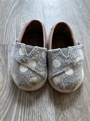 Toms infant/toddler T3 Gray Polka Dog slip-on shoes - Image 1 of 4
