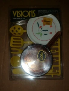 Vintage Chilton Toys Visions Pretend Play Cookware Set - Picture 1 of 1
