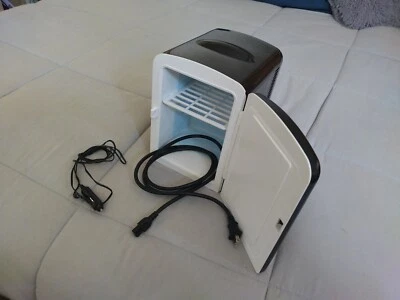 Fridge Mini Compact  K4105MTBK 6 Can - Black Cool, Heat. Mobile. Some Scuffing. - Image 1 of 4