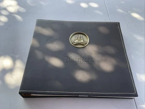 Disneyland Leder Sammelalbum und Scrapbooking Set Disney Parks - Bild 1 von 15