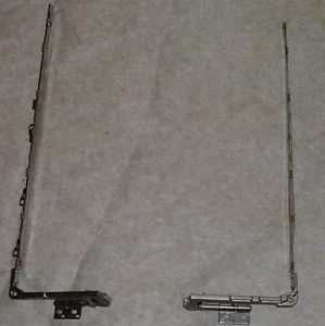PowerBook G4 12" Left + Right Clutch Hinges 922-5711/2  - Picture 1 of 1