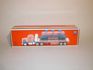2001 LIONEL FLATBED 3-DOME CAR 5th EDITION TAYLOR TRUCKS 1:32 CHINA MIINT - Picture 1 of 9