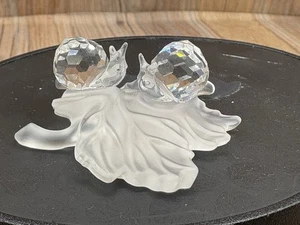 SWAROVSKI Crystal Baby Snails on Vine Leaf Figurine No. 268196 - Picture 1 of 5