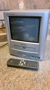 Toshiba 9" TV/DVD MD9DM3 Retro Gaming 2002 Tested and Working With Remote - Picture 1 of 21