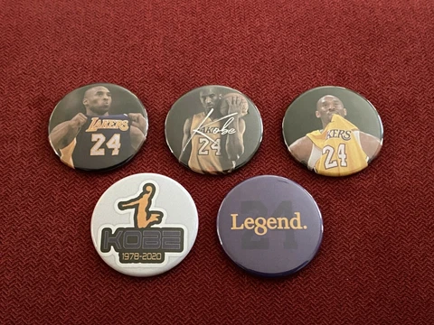 Kobe Bryant 5 x 1.75" keychains Cover