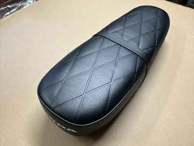 HONDA SS50 CL70 SEAT (SS50 1966-1967) (CL70 1969) {SS50 CL70} - Image 1 of 4