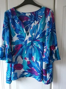 Pretty Blue Floaty patterned Blouse. Size 12. - Picture 1 of 4