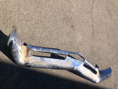 1966-1967 BUICK RIVIERA FRONT BUMPER USED - Image 1 of 4