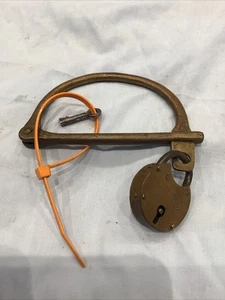 Vintage Britisches Militär Bausatz Taschenschloss mit Schlüssel - Bild 1 von 8