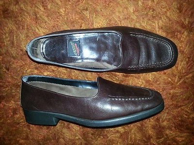 Aerossóis femininos tamanho 9B MOCC A RENA em couro marrom entrega GRÁTIS - Imagem 1 de 4