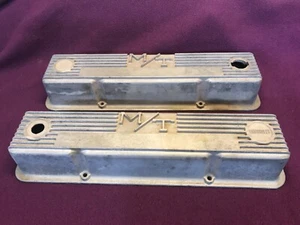 SBC M/T VALVE COVERS 140R-50B ALUMINUM FINNED VINTAGE 327 350 GASSER HOT ROD - Picture 1 of 10