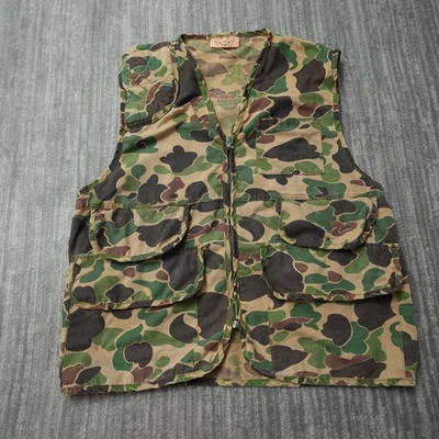 Vintage SaftBak Size Large Camo Hunting Vest With Removable Game Pouch - Image 1 of 4