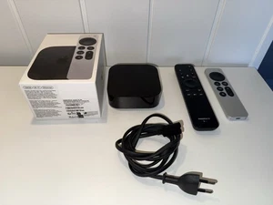 Apple TV 4K 3. Gen 128GB Medienstreamer WiFi, Ethernet + MagentaTV Fernbedienung - Bild 1 von 3