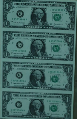 🇺🇸 4 - Uncirculated 2003 United States $1 Uncut Sheet Banknotes - Image 1 of 2