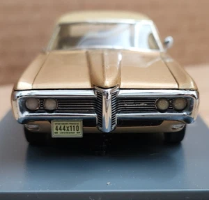 GOLD & BEIGE 1968 PONTIAC BONNEVILLE  Coupe 1/43, NEO American Excellence, 1/300 - Picture 1 of 22