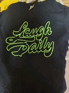 Laugh Daily Glow In Dark Stick T-Shirt Schwarz XL Neu! Jstu + Tasche - Bild 1 von 2