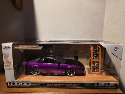 Chevy Camaro IROC-Z 1985 Jada Lopro 1/24 púrpura nuevo en caja *raro* Foto 1 de 4
