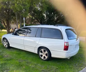 COMMODORE VZ SV6 wagon V6 AUTO WITH A RECO AUTO TRANS with REGO & RWC - Picture 1 of 6