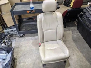 2007-2008 Lexus RX350 Front Left Driver Seat Leather Ivory 71200-48792-A1 OEM - Picture 1 of 19