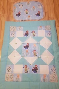 Krabbel Decke Handarbeit neue mit Kissen - Bild 1 von 5